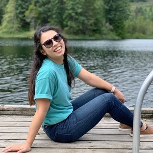 Meet your Posher, Briannah